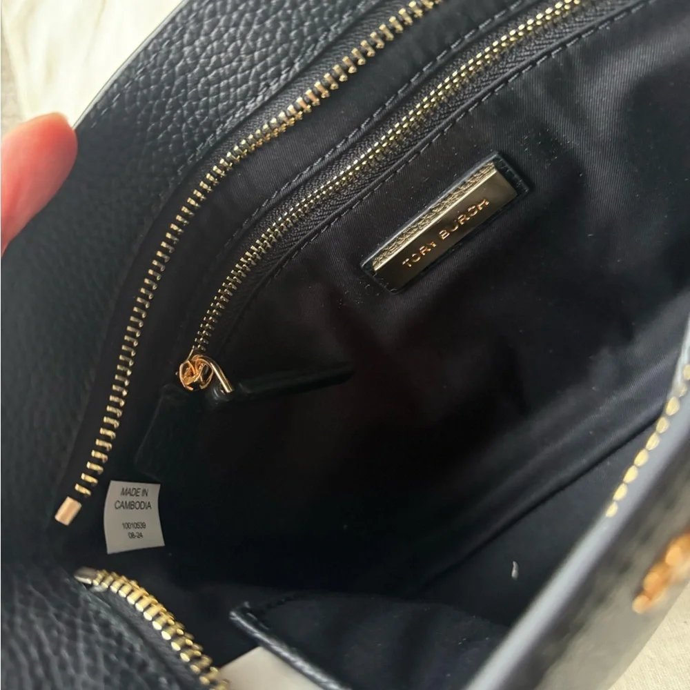 New Tory Burch BLAKE SWINGPACK black